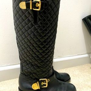 Vince Camuto quilted leather boots size 6.5  EUC